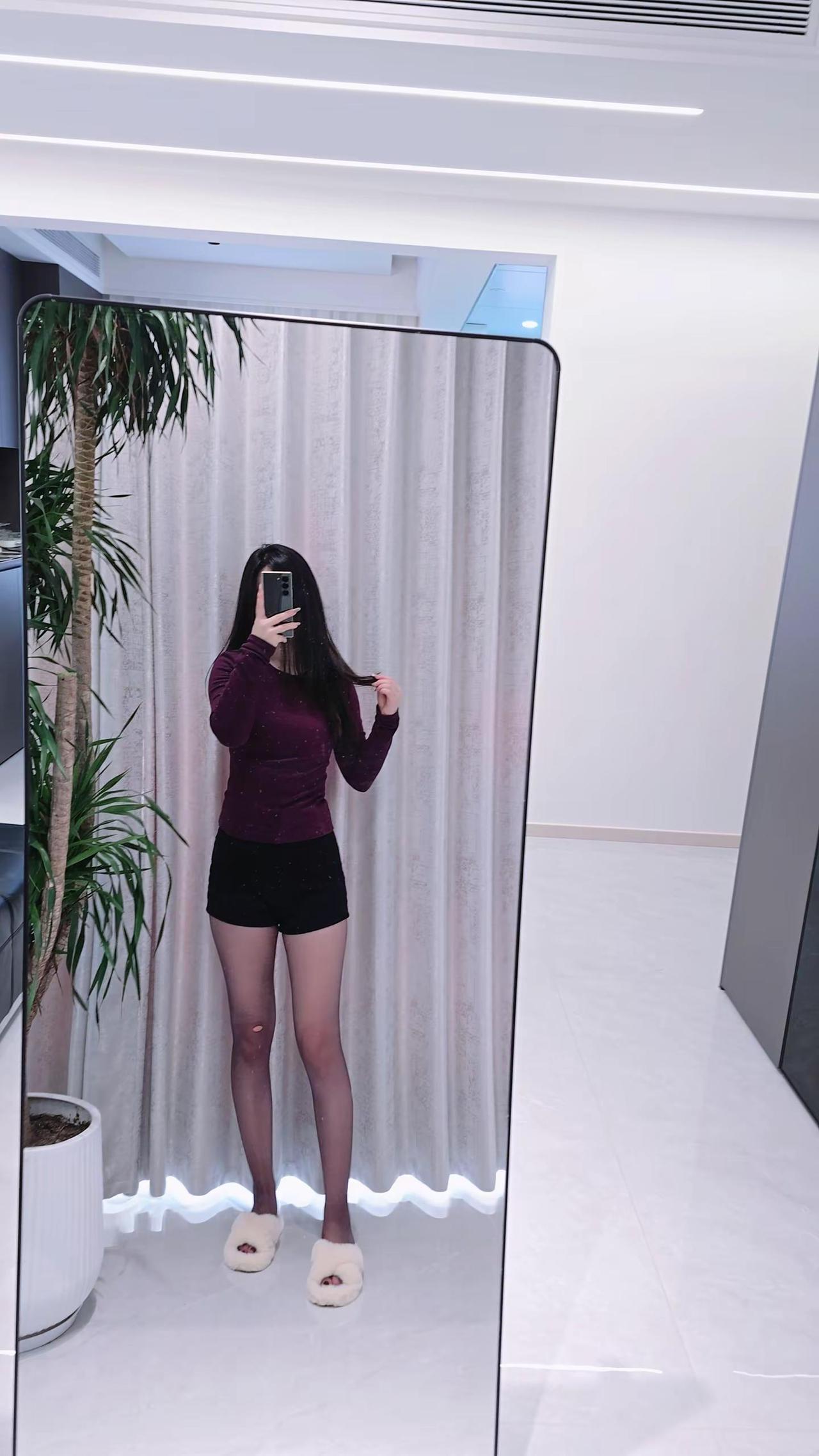 穿搭 对镜拍 身材 御姐 不露脸系列