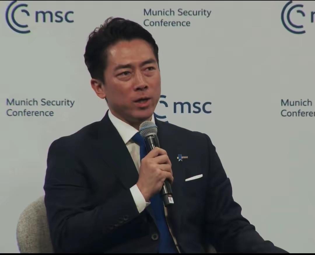 2月15号，日本防卫大臣小泉进次郎在德国慕尼黑开安全会议，当着全世界的面说了这么