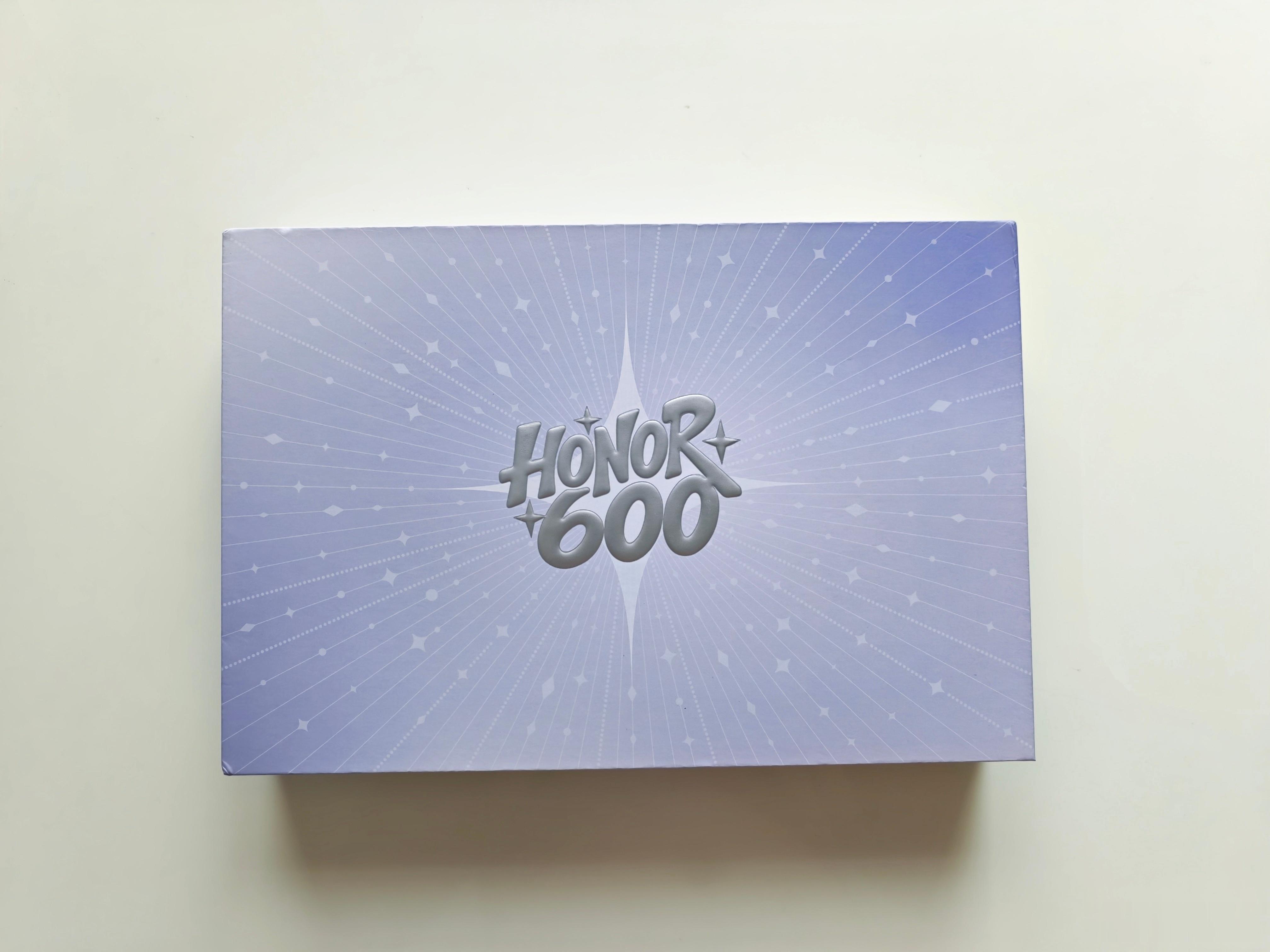 荣耀600Pro这个磁吸“啪叽”把副屏玩明白了！基础4档补光自拍只是冰山一角，手