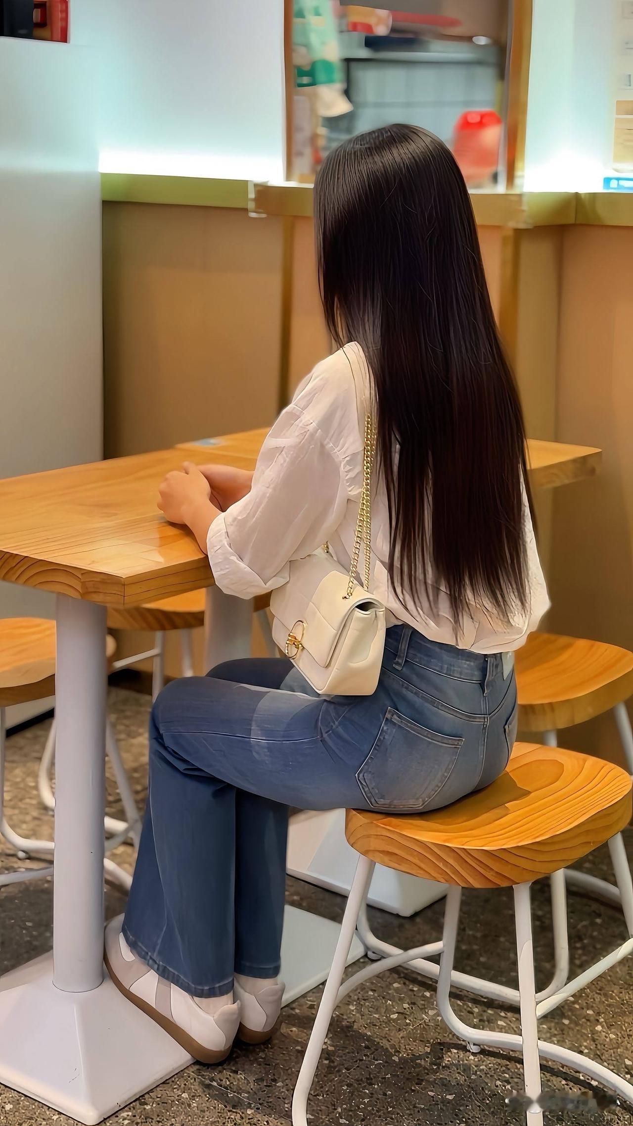 92年的🐒33岁了！不再为难自己，曾经的我，敏感 天真 无知，现在的我，钝感 