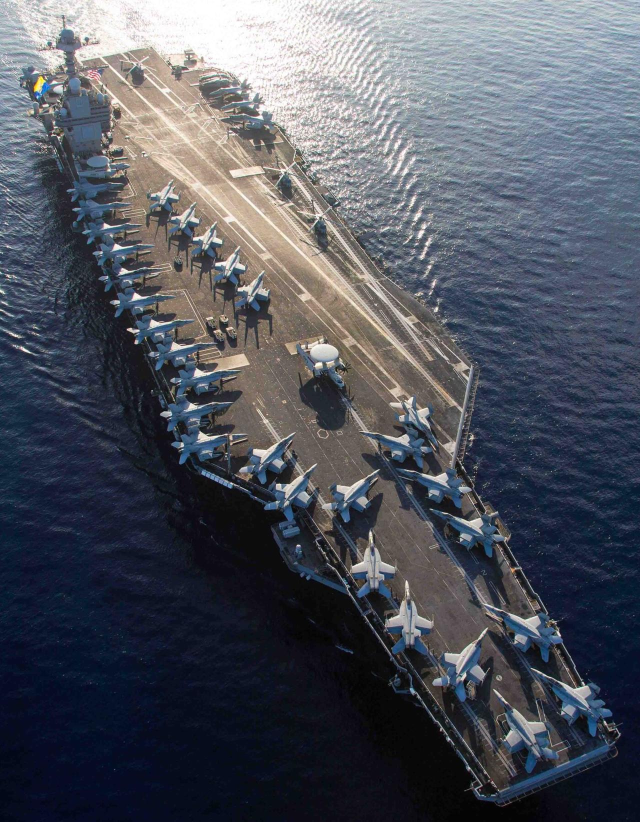 美国11艘现役航母都在哪里？
第一，“尼米兹”号（CVN-68），1975年服役