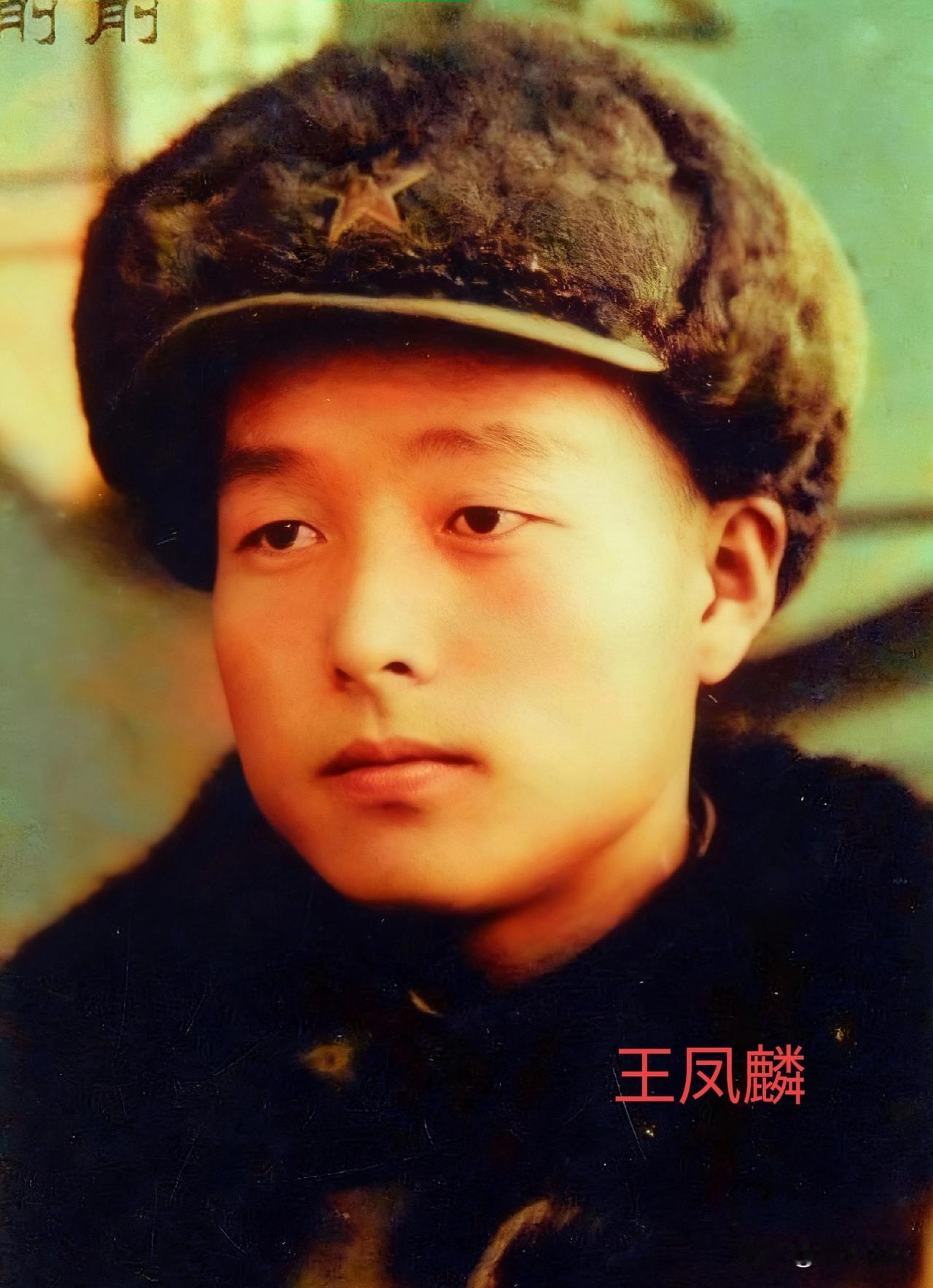 1942年，神枪手王凤麟遭叛徒出卖，被日军围在山上，打到只剩一颗子弹时，他犹豫了