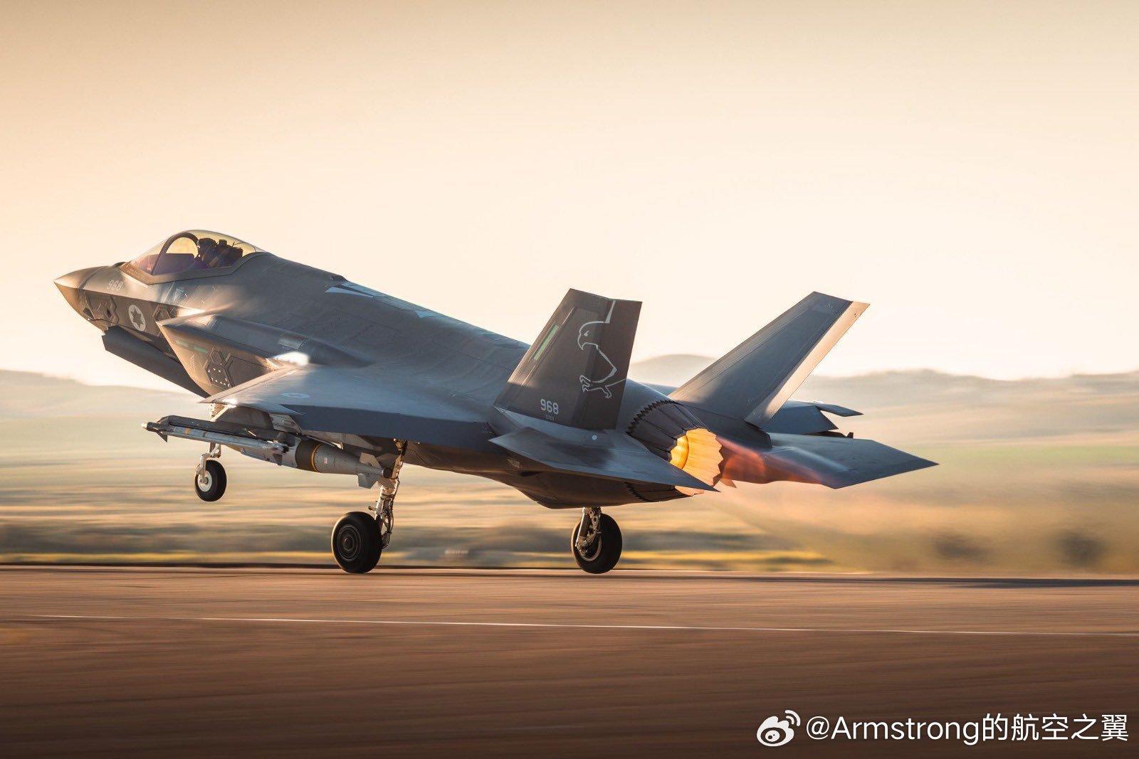 美伊以冲突 以色列F-35I挂载AIM-9X和GBU-31(V)1/B参与对伊朗