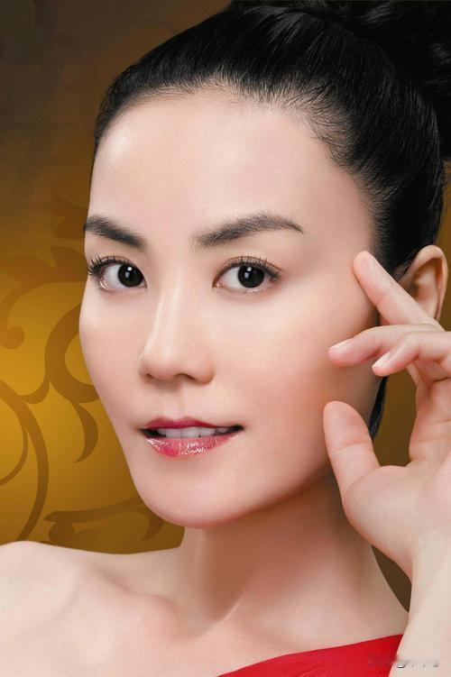 这篇文章讲的是几个明星和他们身患残疾的孩子，令人感慨。
真是感叹，明星也有无奈的