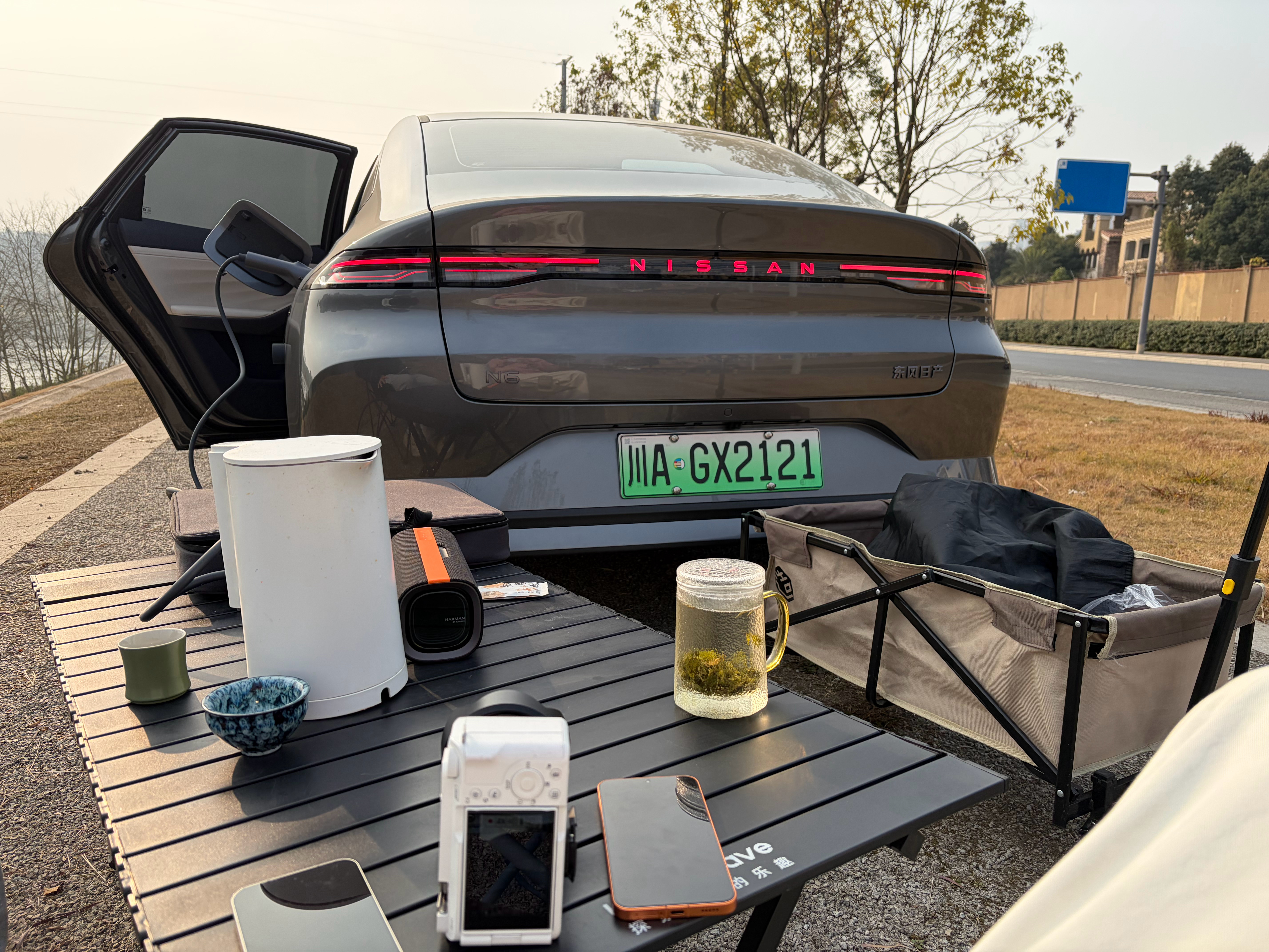 成都难得晴天，出来露个营