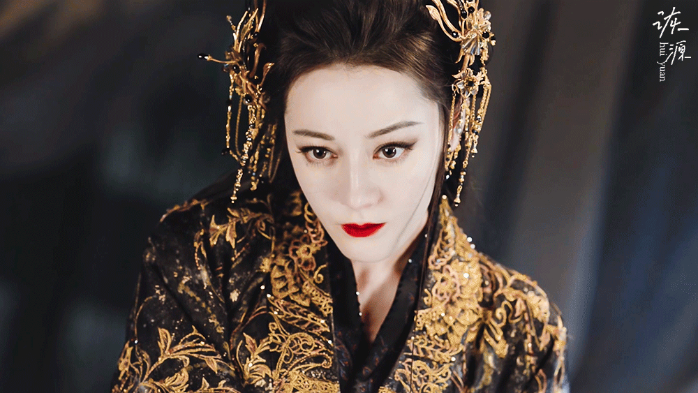 迪丽热巴 《白日提灯》贺思慕 / 动图▷EP21-09 黑衣（黑金）+大头饰-收