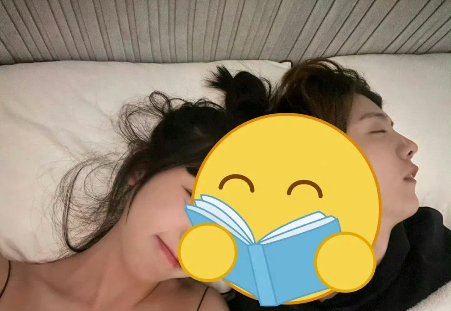她都和鹿晗认识了，借着鹿晗和吴世勋取得联系方式有啥不可能的？ 