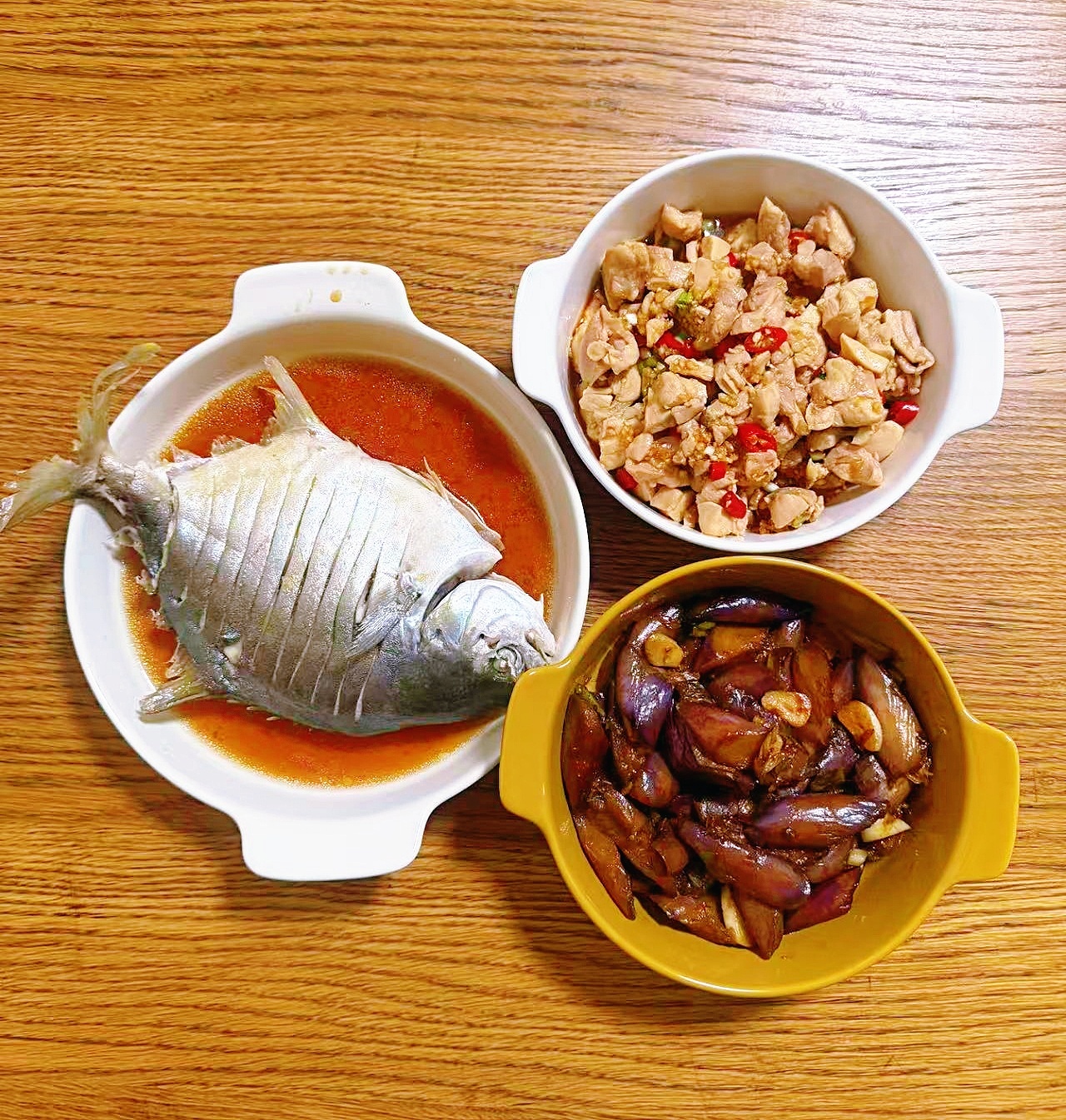 生活的模样 人间烟火有滋味，粗茶淡饭总相宜[鲜花]熊孩子因为玩手机跟她爹发生了冲