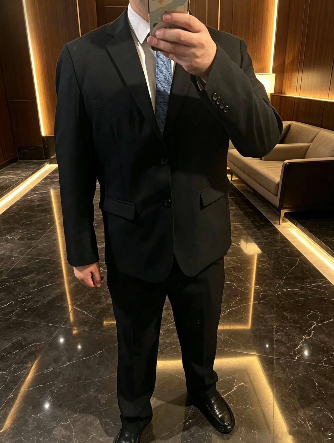 👔 