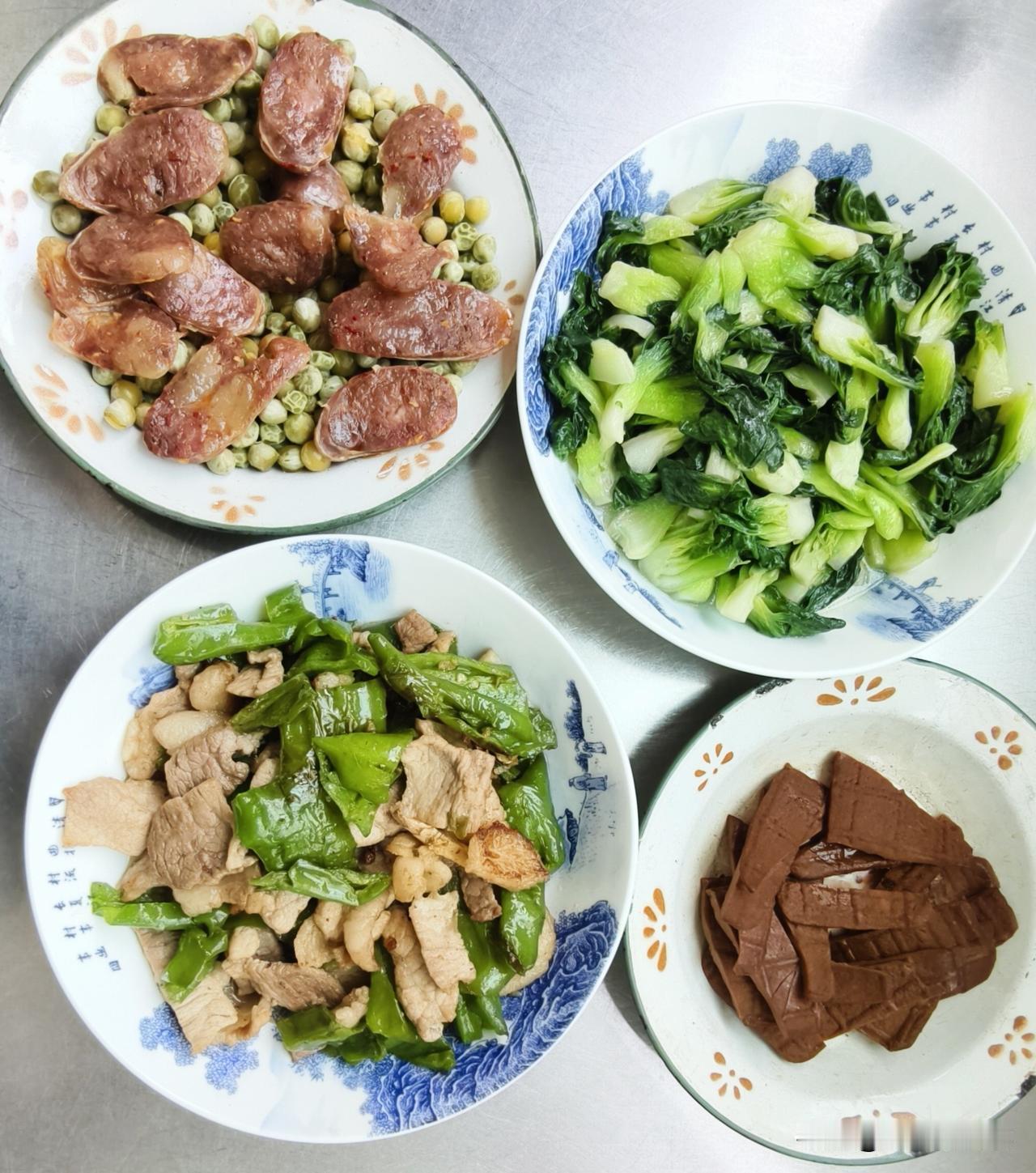 今天是2026年8月8日，立秋的第二天，可能是今年第13号台风“白海豚”的影响，