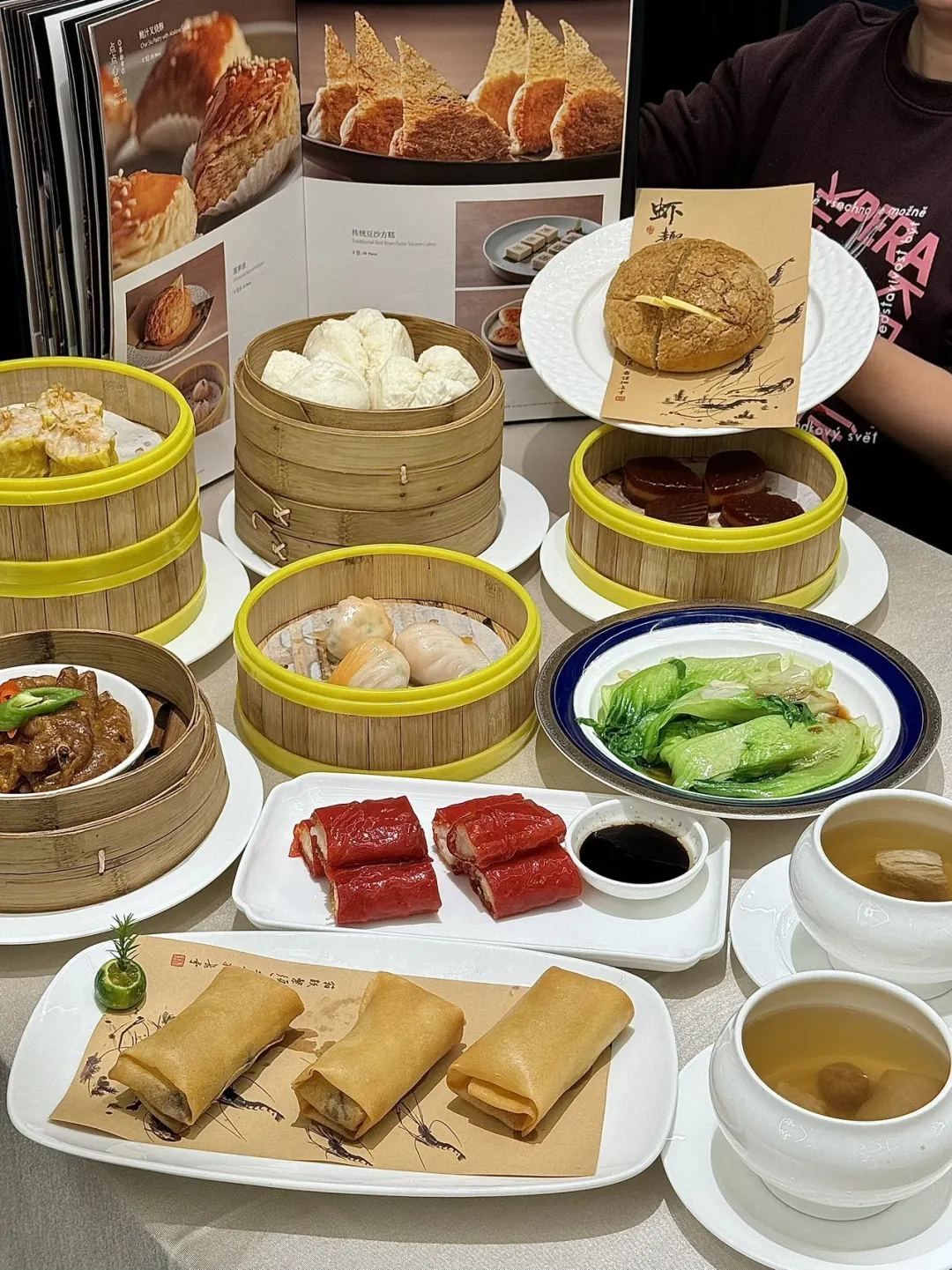 本地人带路！纯手工菠萝油...