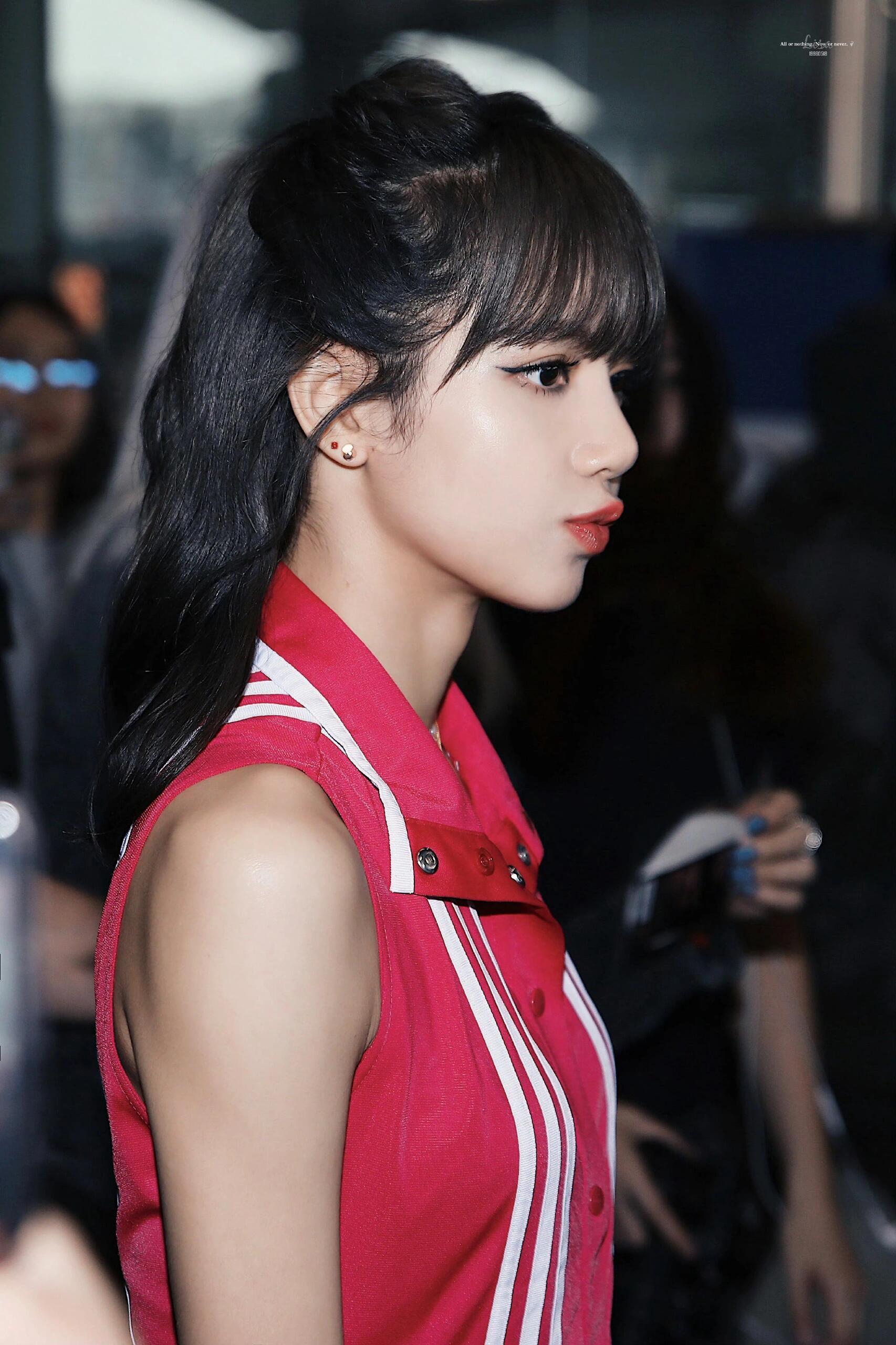 LISA💕LISA亚女一【那年今日】190714 ICN出境LALISA相关【