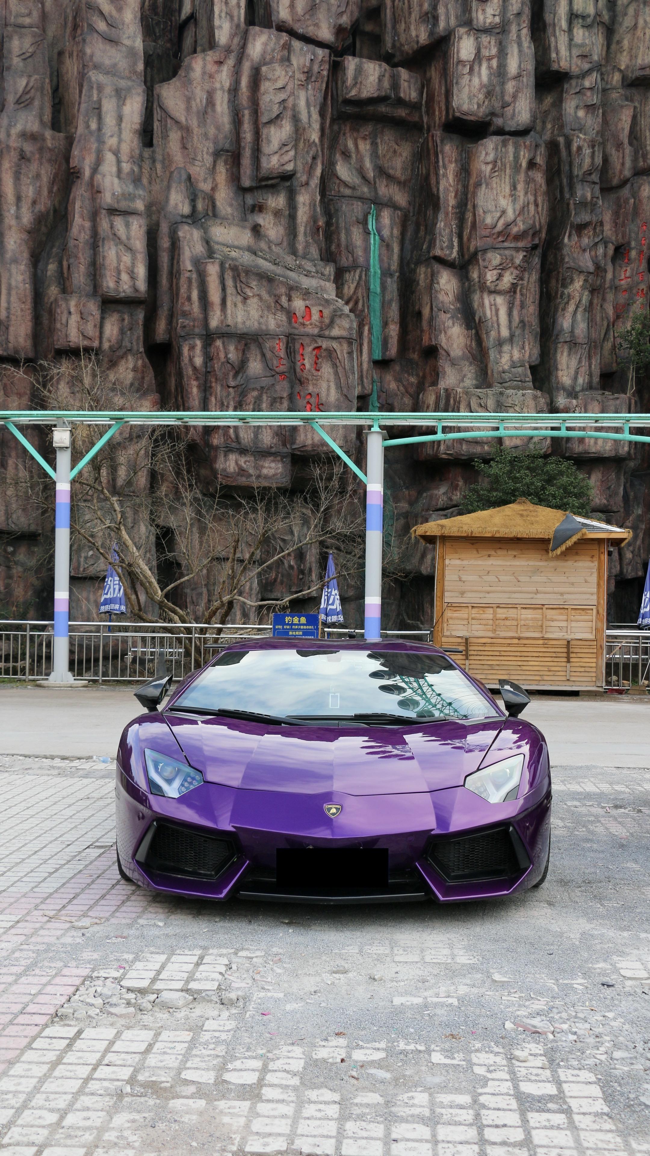 大牛颜值还是非常完美的，但也是巨难操控，可能一言不合就是高温预警了