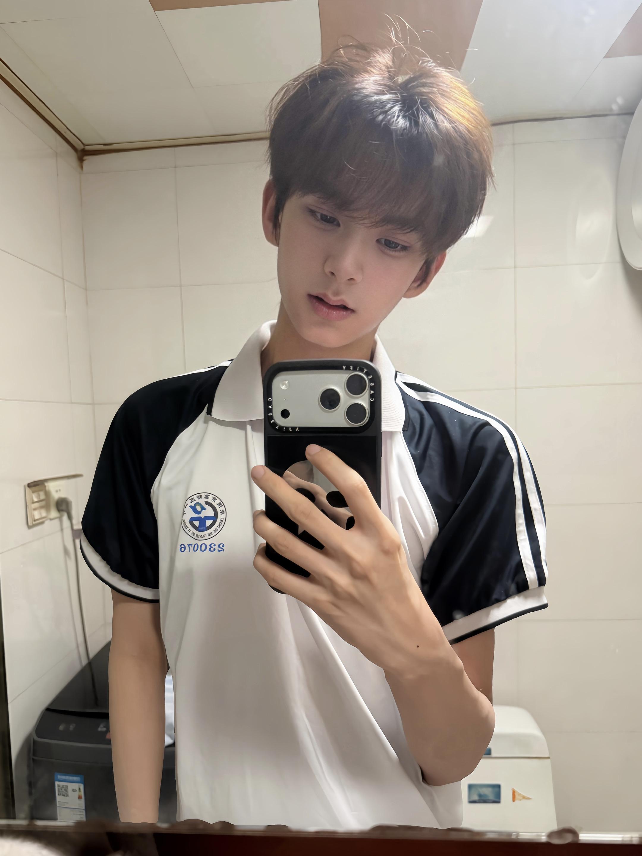 看我不爽很正常 看我爽了那还了得了
