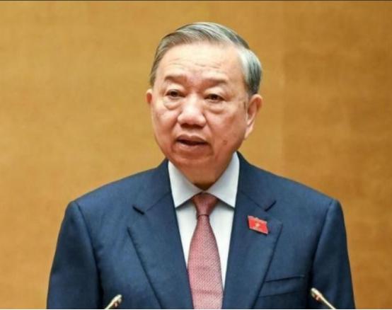 变脸比翻书还快！
 
这次被全世界疯抢的宝贝，是被称为 “工业牙齿” 的战略金属