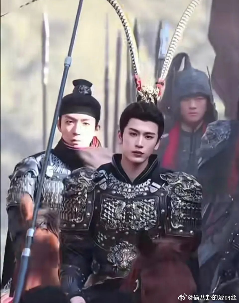 这个美猴王和黑神话悟空里边的谁帅？ 