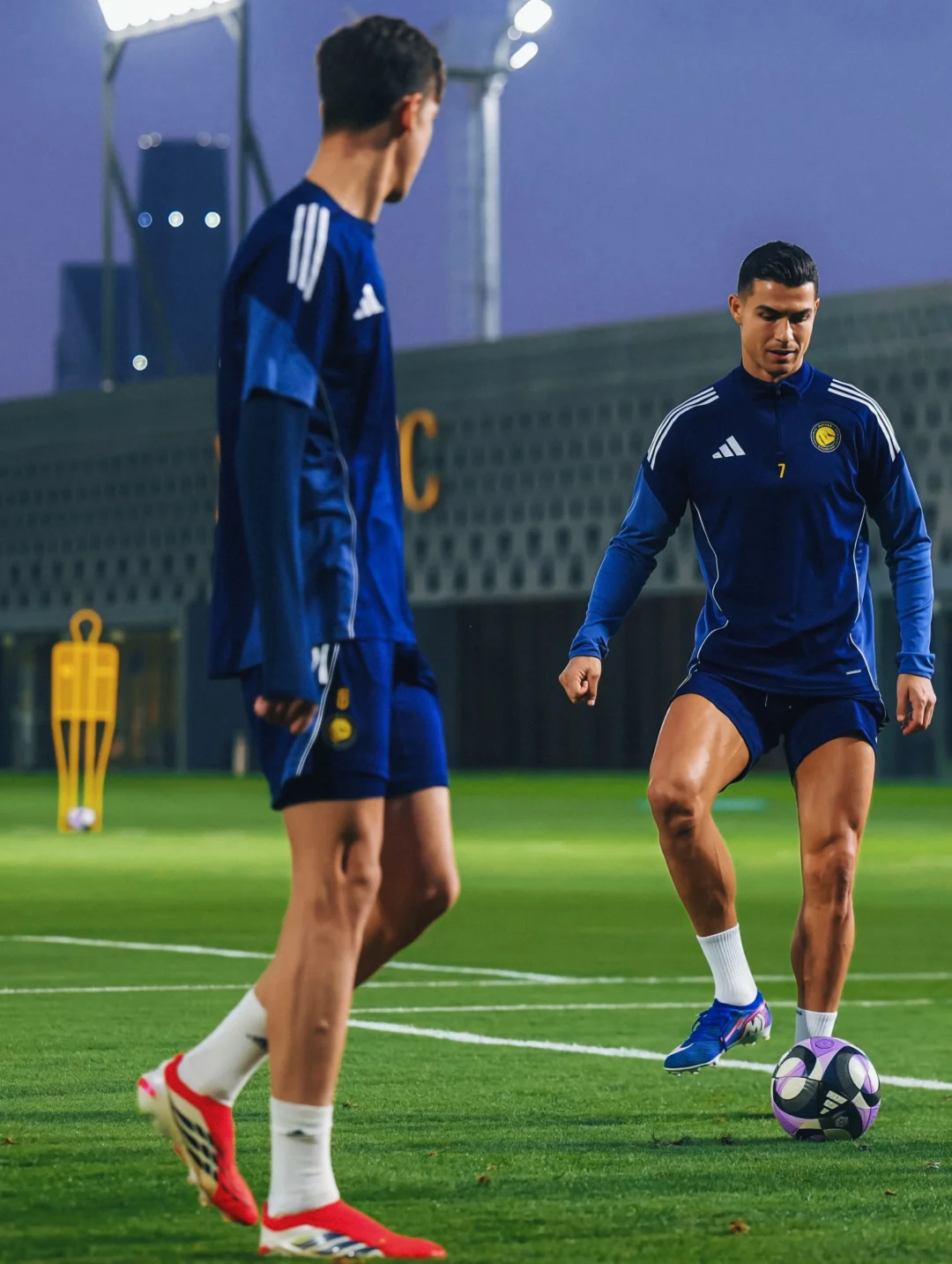 C罗今天的训练，备战周四的联赛