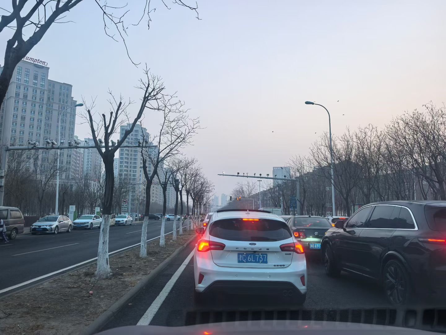  新的一天，把烦恼清零，和快乐并肩，早安～ 