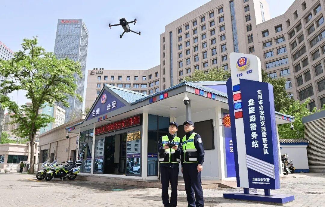 晚安（图片@兰州公安）晚安超话 ​