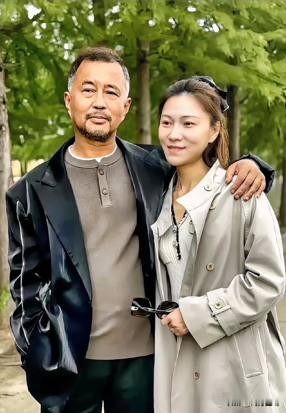 上海本地人到底是怎么评价沈巍的？提起流浪大师、著名文化学者沈巍，老上海的普遍态度