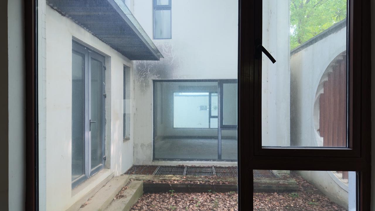 临河别墅 别墅