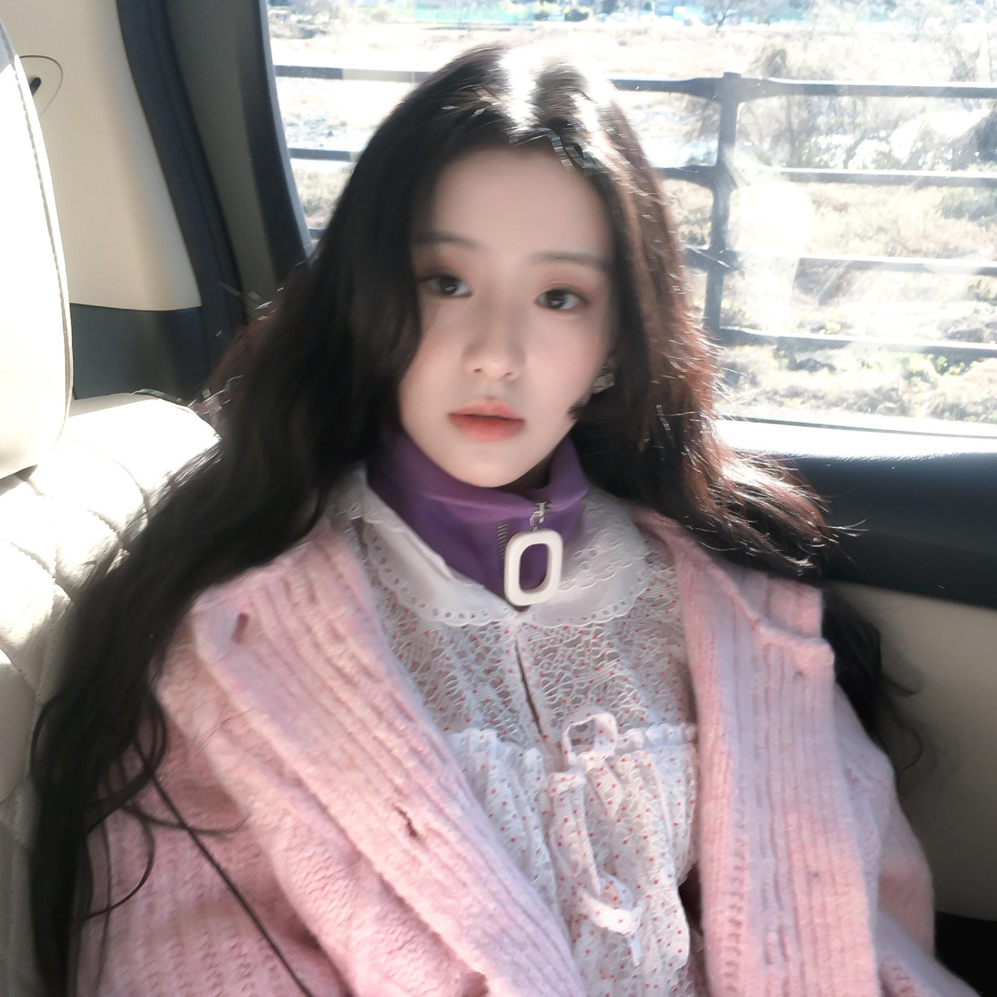 包上恩 🐰包上恩李瑶英 🐰包上恩明月千里 当世界凉如荒岛 我们依然会是彼此的