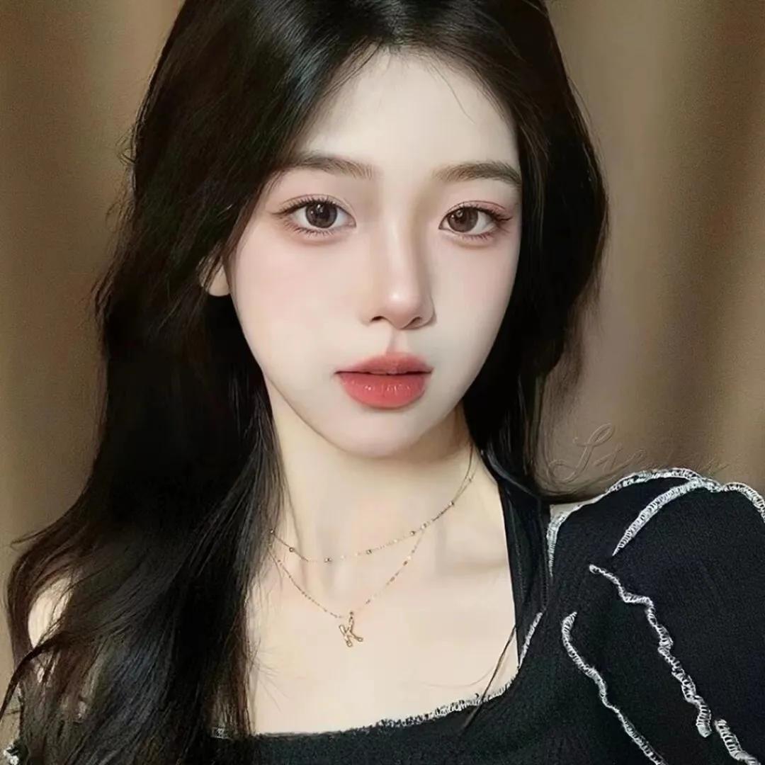 有一种女人，她做你的情人已经3年有余了，
你们大部分时间都是分隔两地的，甚至异地