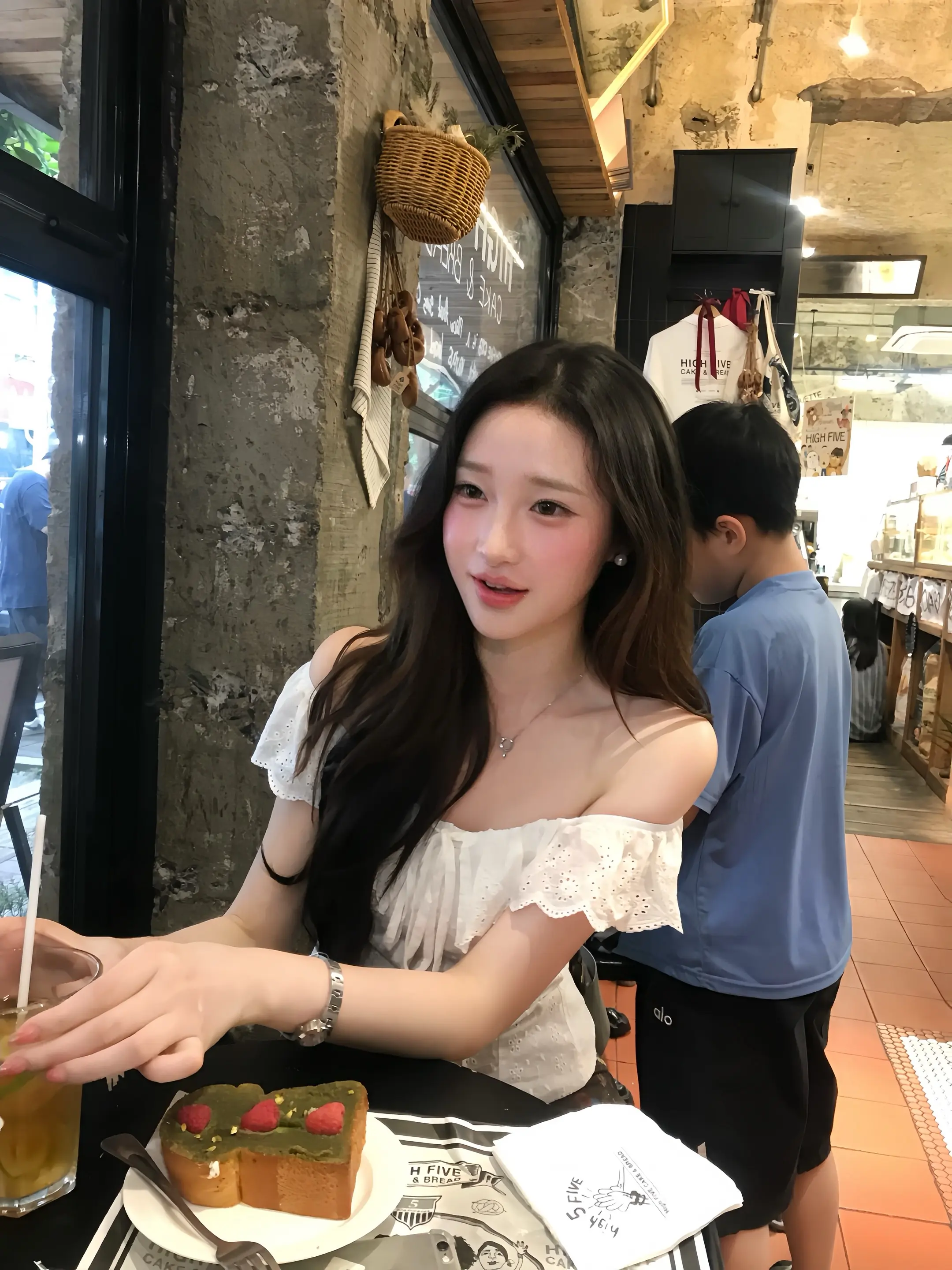 只能对我一个人摇尾巴 听到没？