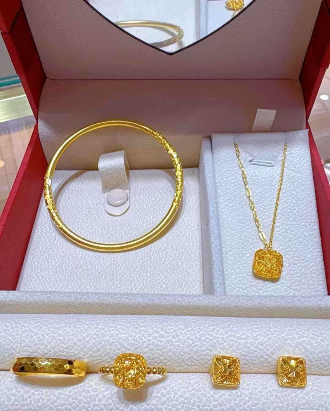 4月9日波兰央行周四维持利率在3.75%不变。货币政策委员会表示，接下来的决策将