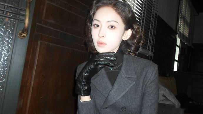 娜扎醒来的剧照娜扎女特工即视感 娜扎醒来的剧照📸好美好有气质呀，完全就是女特工