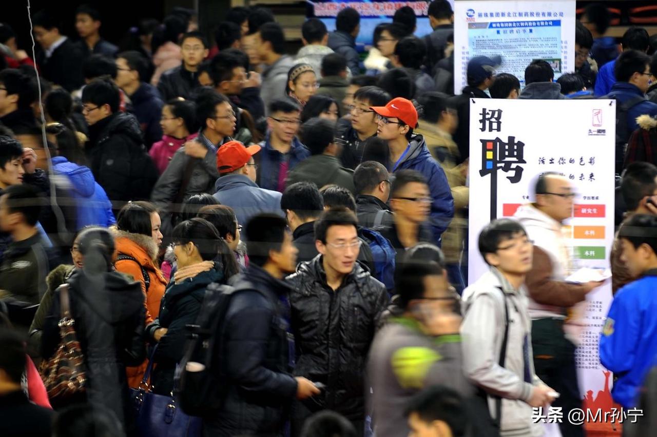 大家发现没？为啥身边有父母说现在年轻人赚了钱，就爱和爹妈“对着干”？看了这几件“