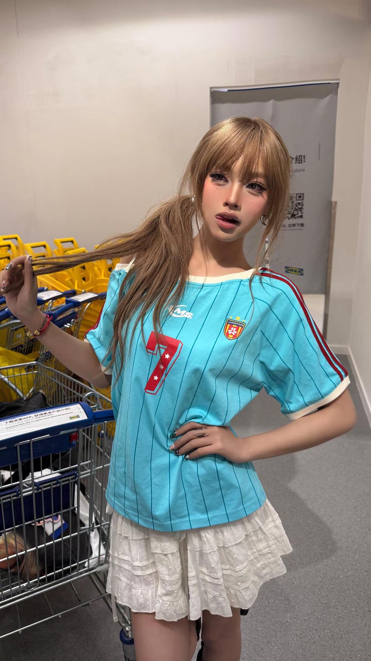 多巴胺配色 夏日穿搭 球衣