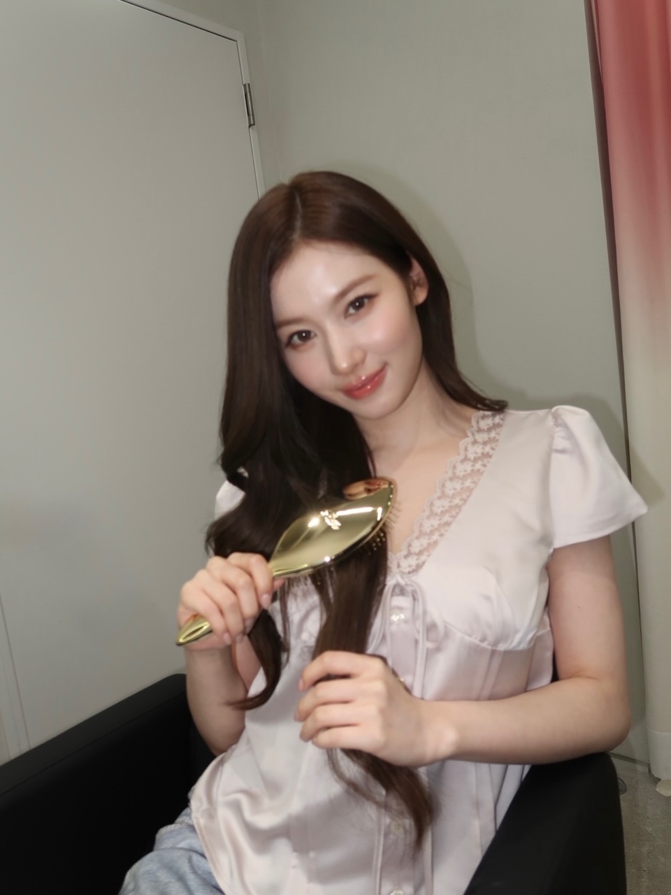 Sana INS更新🤍🤎 ​​​