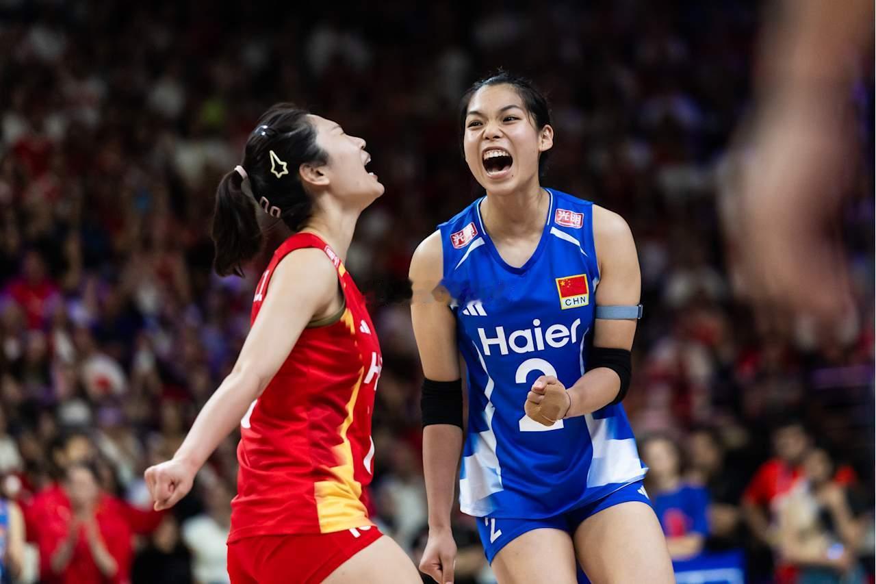 今天中国女排比赛日！🇨🇳20:30   中国女排vs加拿大女排中国女排vs加