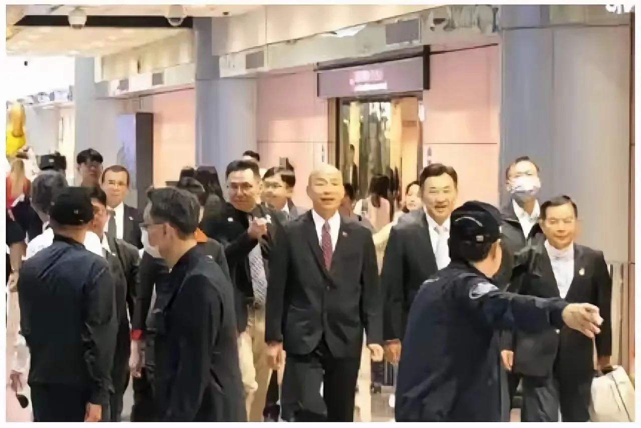 韩国瑜访问美国回台，几乎所有党派所有人都兴高采烈，都认为是重大突破，就连平常认为