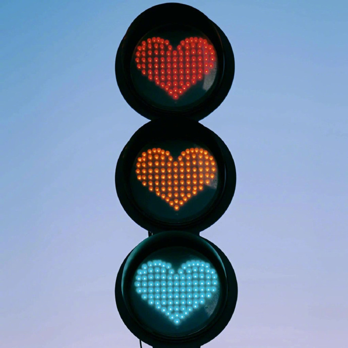 🧸𝐝𝐚𝐢𝐥𝐲 𝐥𝐢𝐟𝐞̶₊⁺·“日子慢慢过，开心慢慢攒，幸福