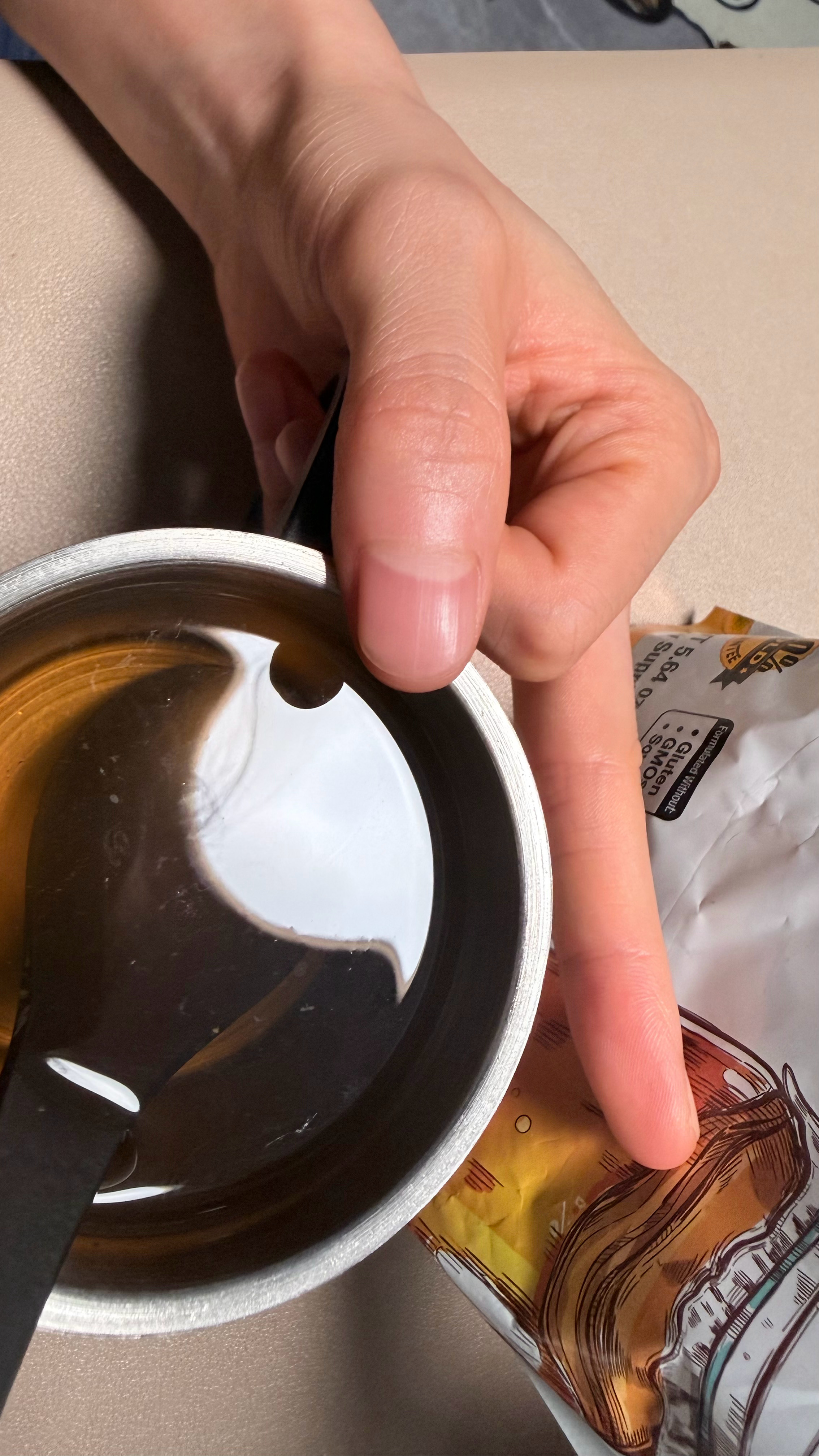 你看到的我                     实际上的我🖕 