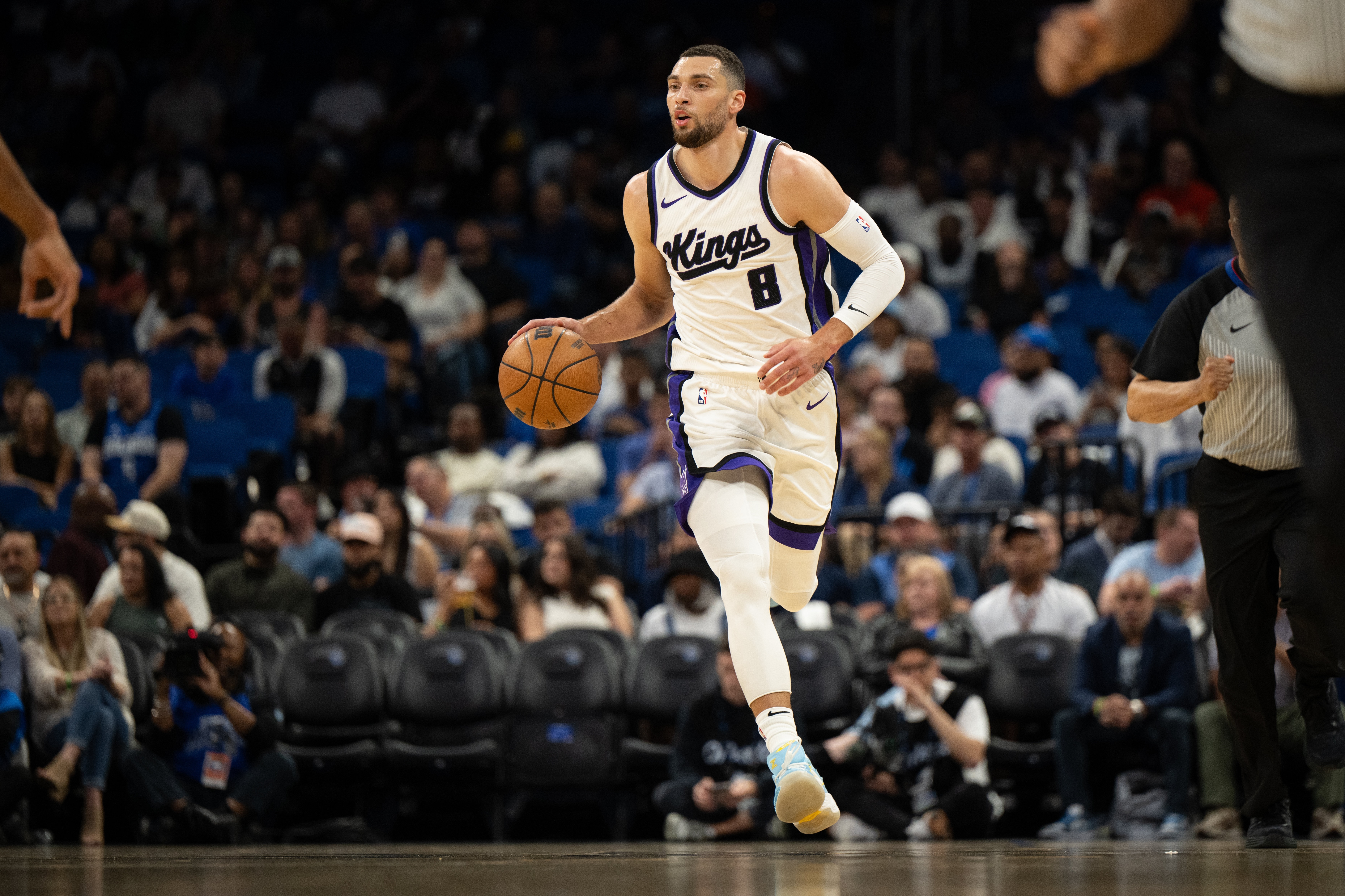 NBA 拉文执行球员选项后国王总薪资已经超过奢侈税线1600万 