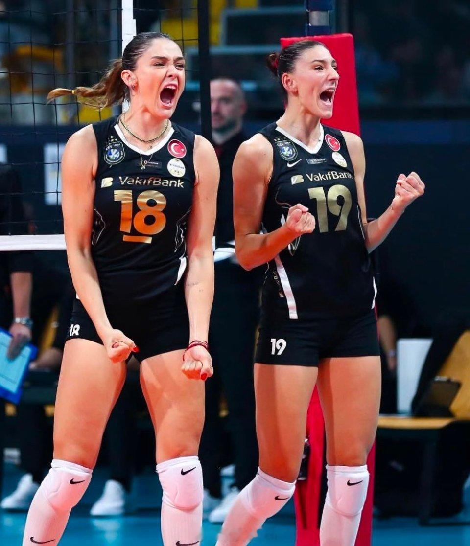 女排[超话]土耳其女排超级联赛 1️⃣8️⃣1️⃣9️⃣博斯科维奇 ​​​