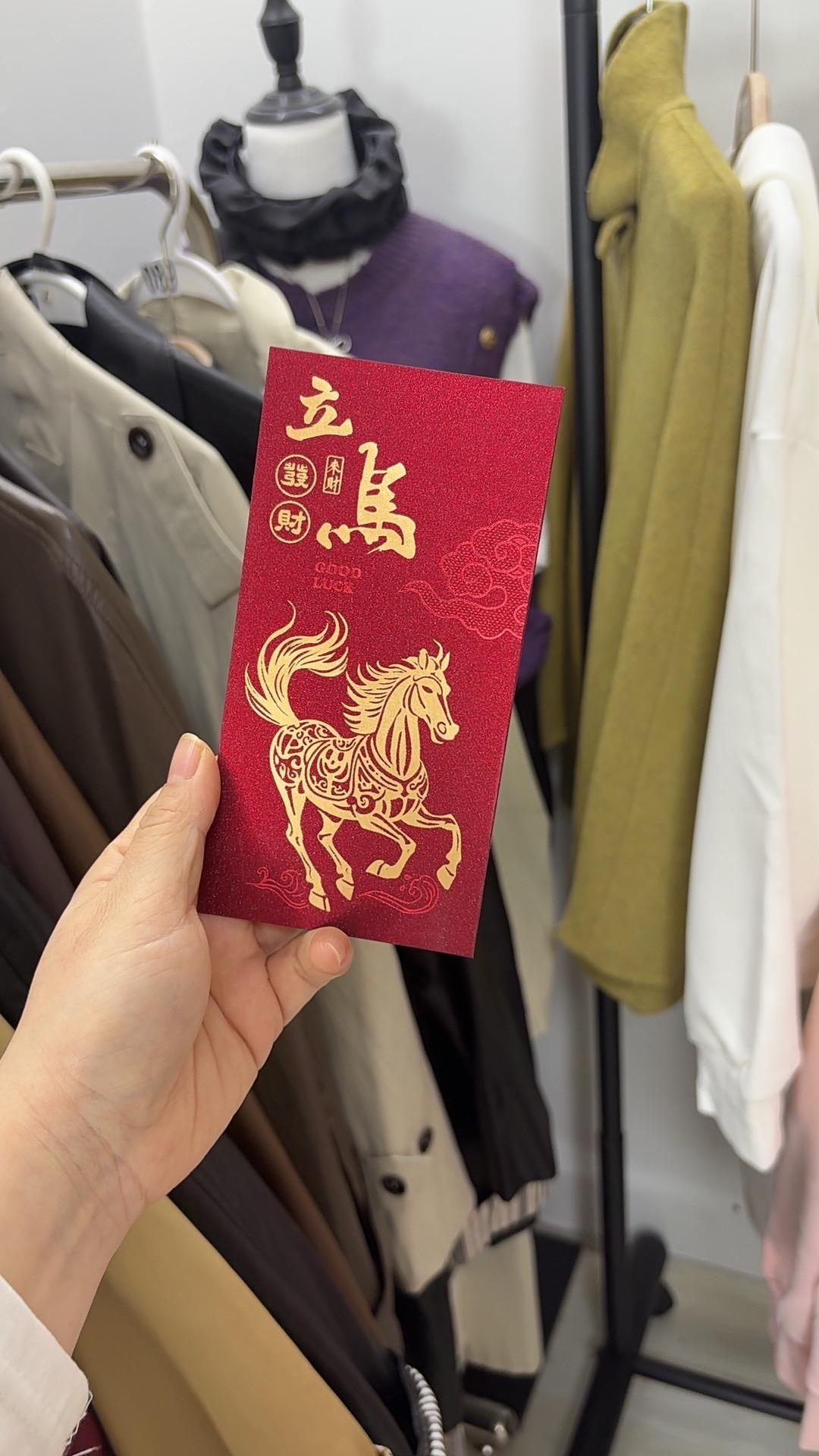 这一年认清了，认真了，认识了，也任性了！无论怎么样，照自己喜欢的样子活，这个年纪