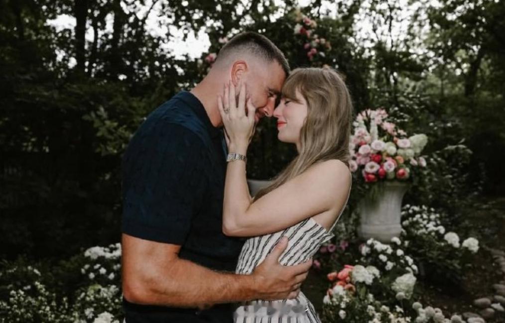Travis和队友谈与霉霉订婚Travis向队友介绍霉霉是未婚妻的感受 Trav