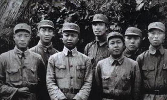 变节副司令乔装潜回，自认天衣无缝，为何一眼被识破？
赵凌波是四川泸县人，1908