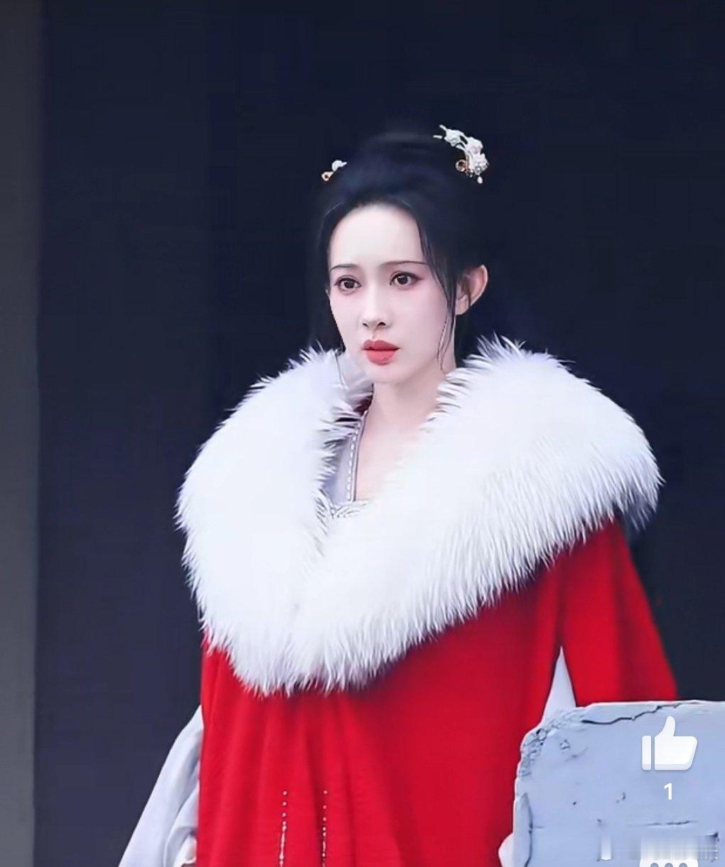 歪是鼻子嘴五官就歪所以滤再雪白也歪 