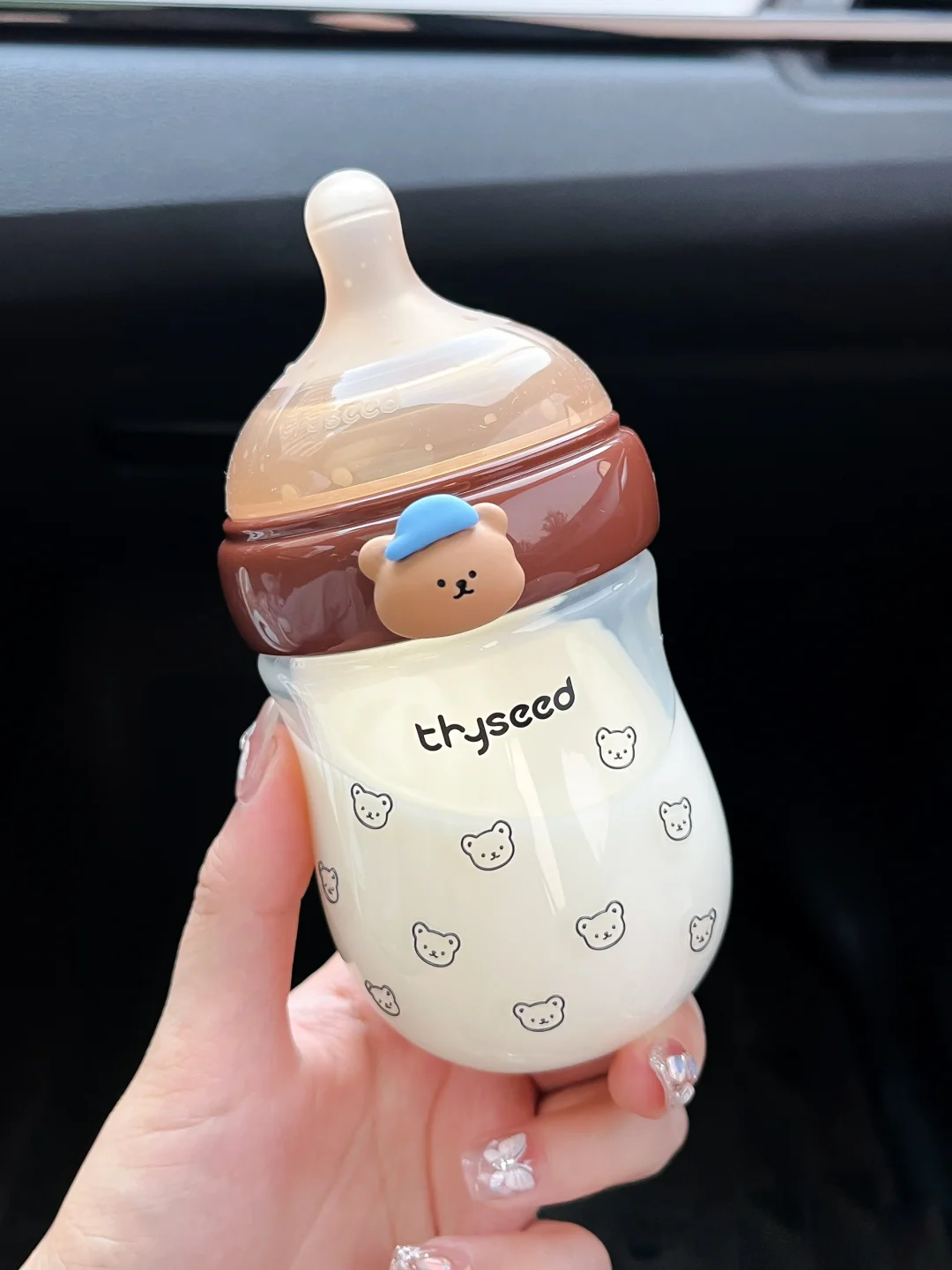 有一说一！宝宝第一个奶瓶还得是它！