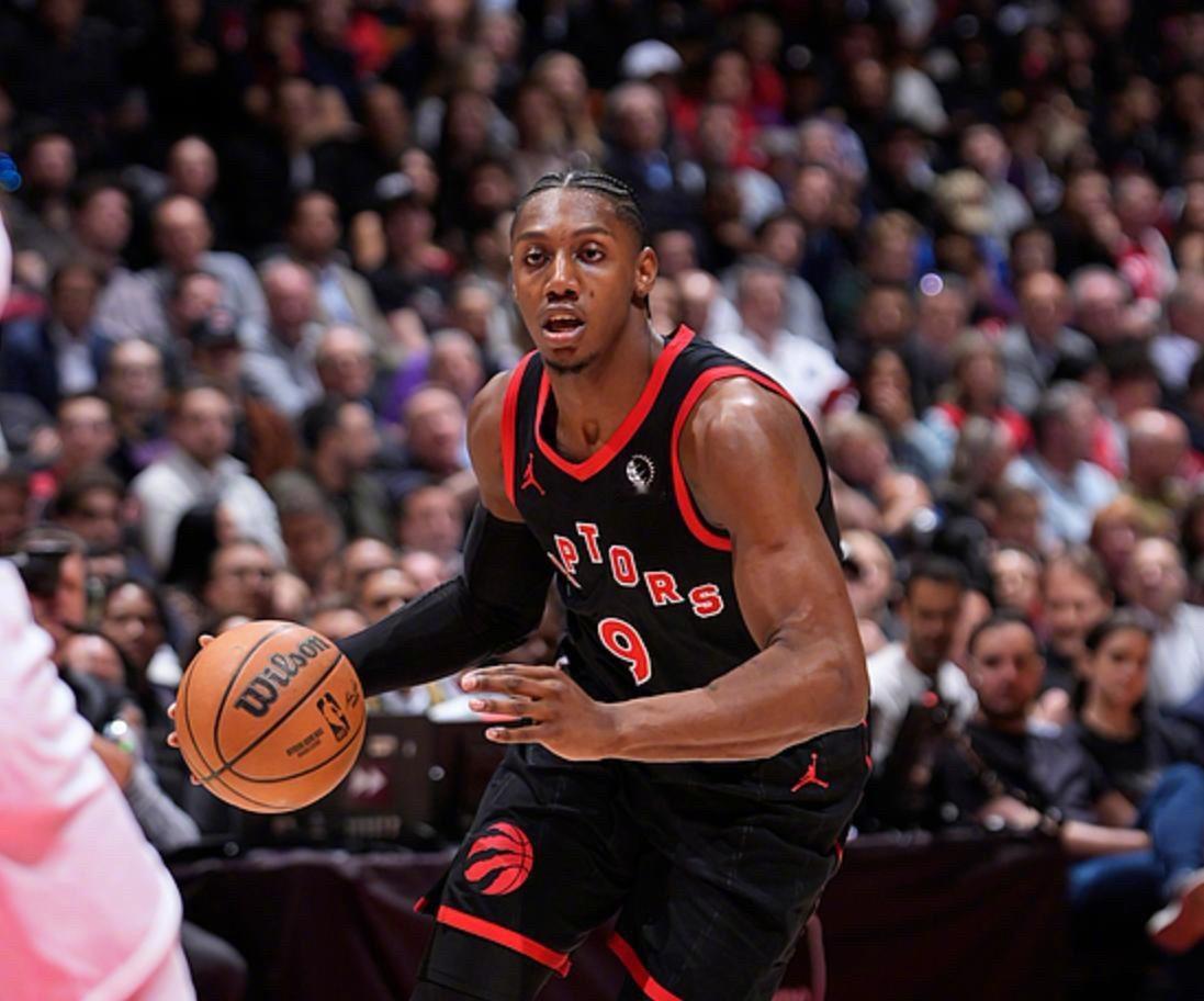 季后赛G3，猛龙主场126-104大胜骑士，大比分扳成1-2！前三节紧咬仅差2分