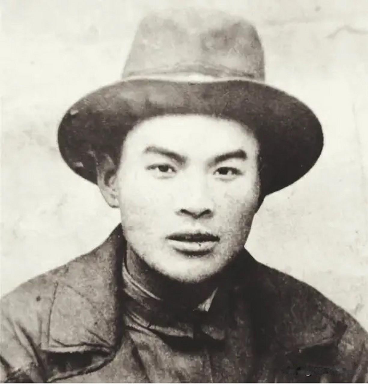 地下党太绝了！被捕后用一张白纸，把敌人耍得团团转
 
1940年的宁夏，白色恐怖