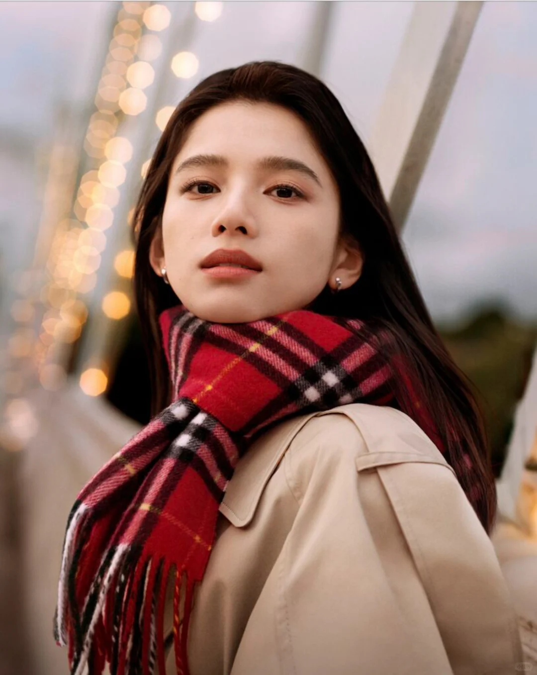 恭喜婧仪拿下新的一支Burberry全球广