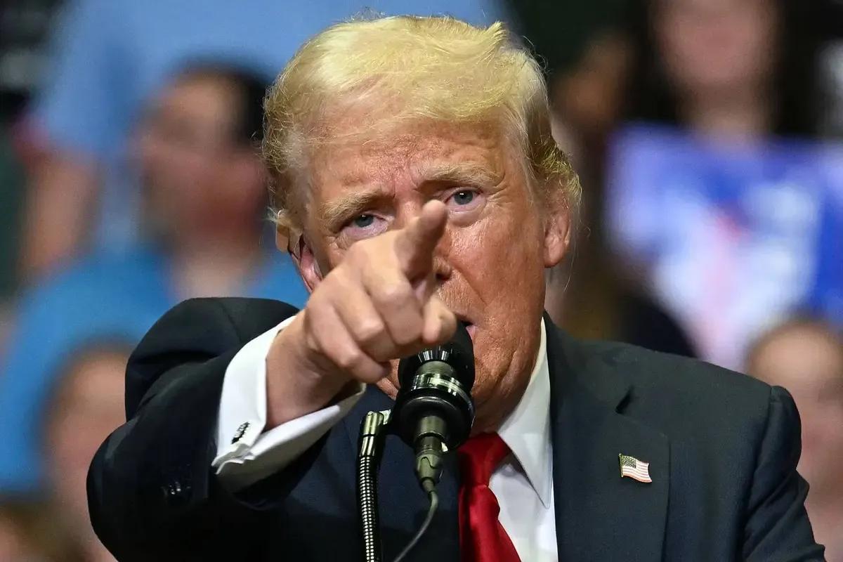 加拿大刚到北京，特朗普对加拿大的大捧挥出。特朗普宣称，美国不需要美加墨协定。赤裸