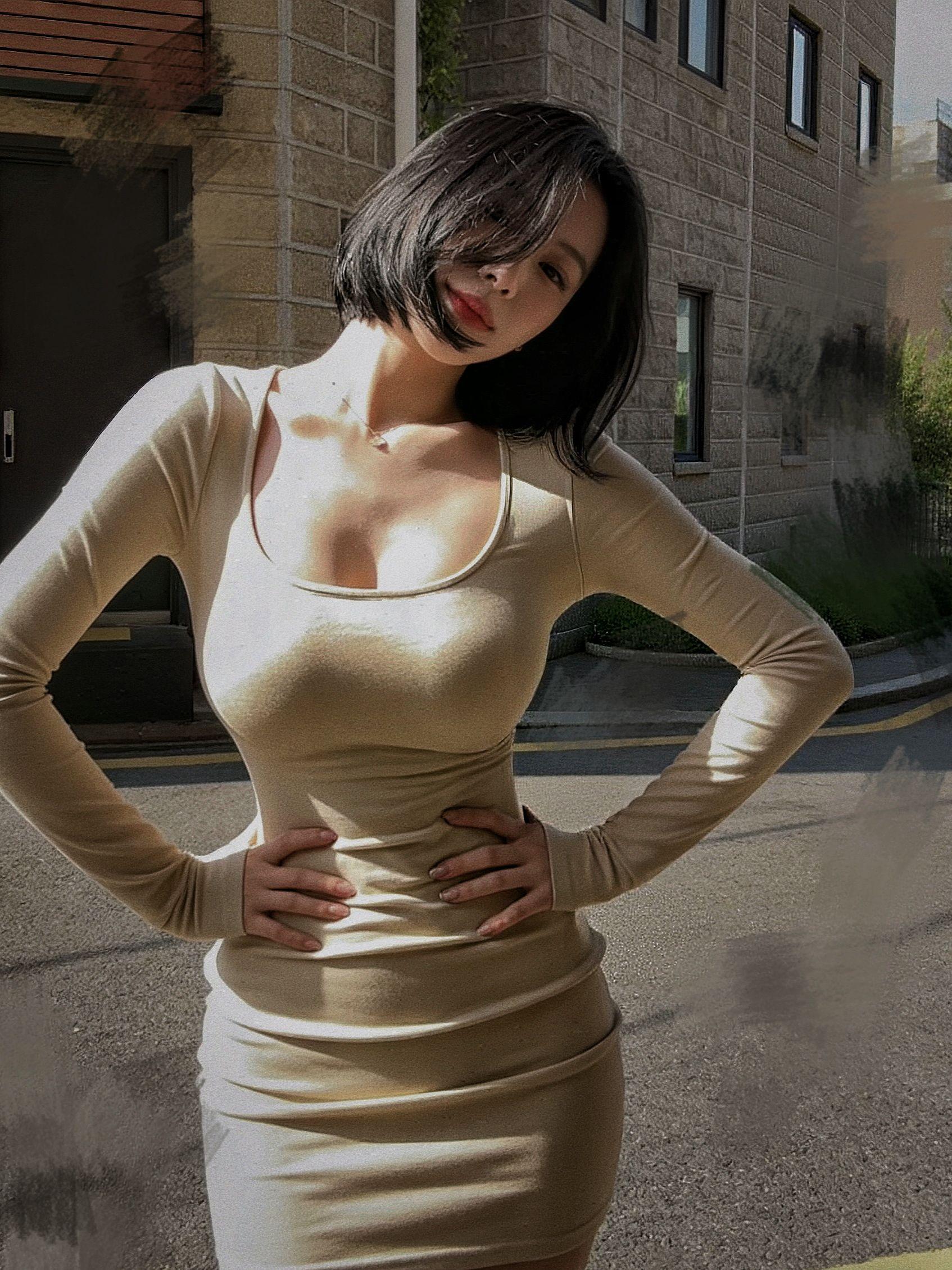 嘴硬会失去很多，心软会受很多委屈。