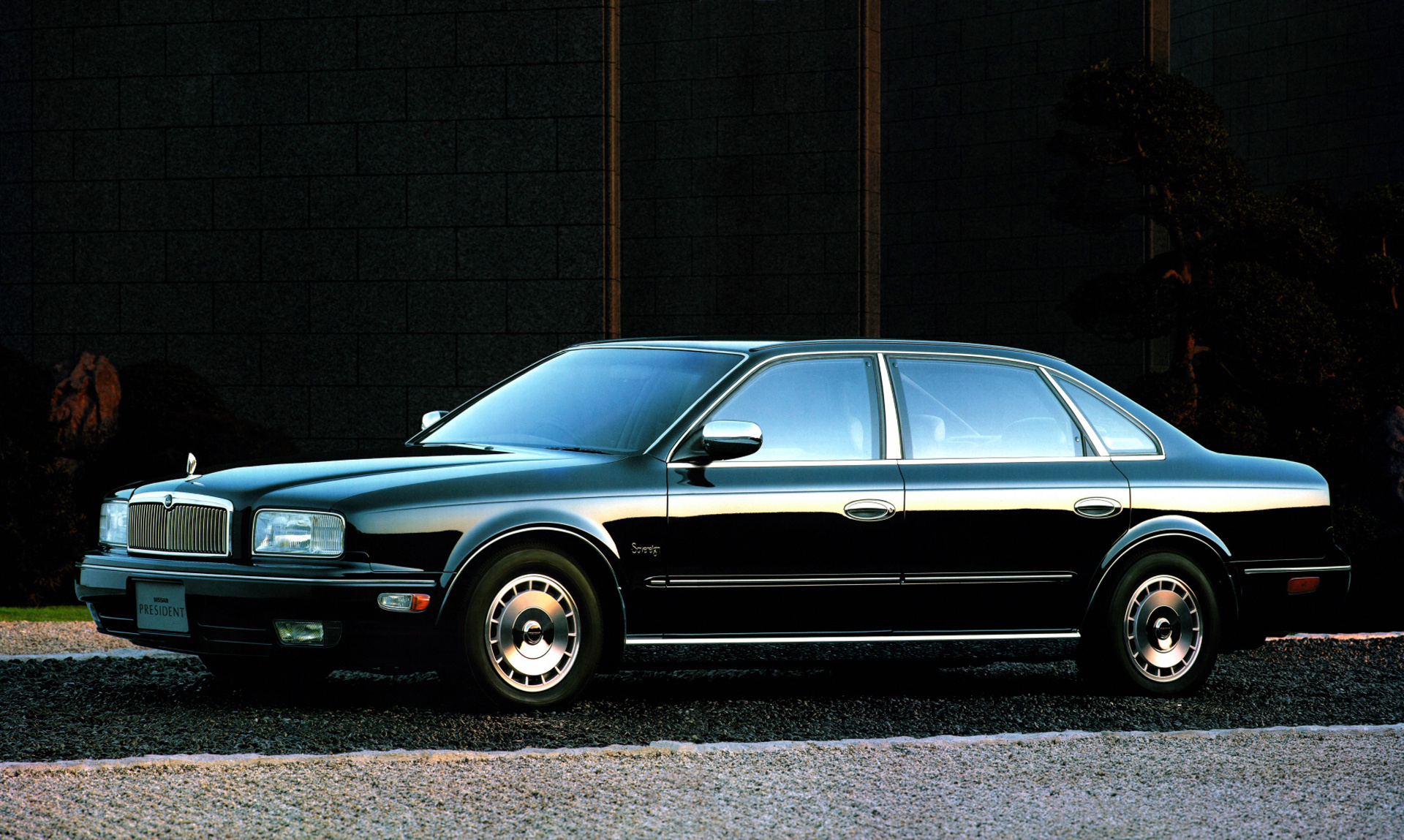 Nissan President日产 这台借鉴了捷豹的日产感觉如何？ 